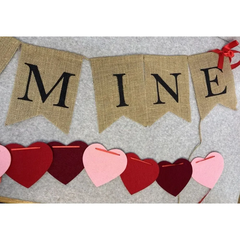 Valentines Day Burlap Banner Be Mine Hanging Banner Multicolor Hearts Banner‎
